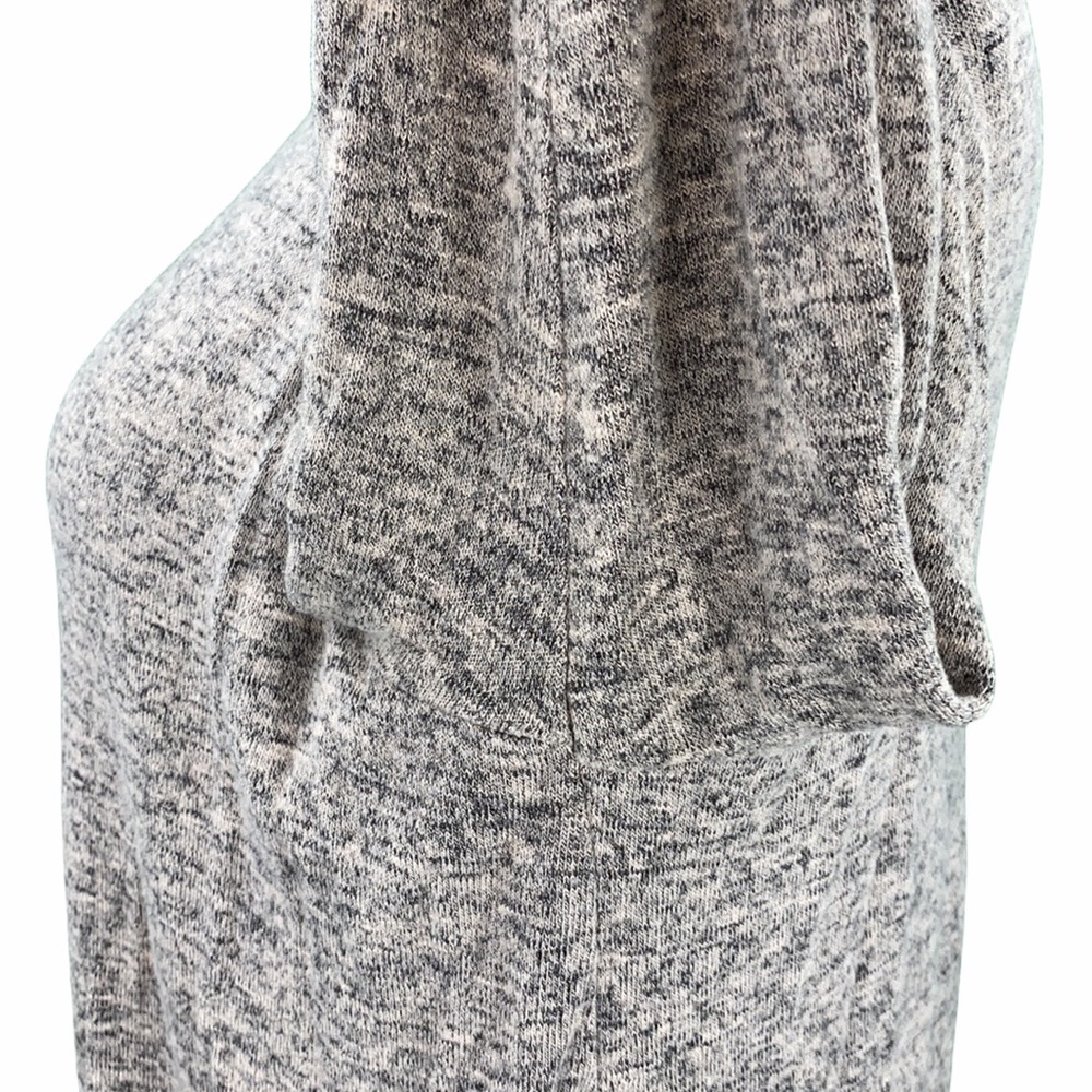 Chelsea & Theodore Beige Twist Hem Tee - Picture 10 of 12